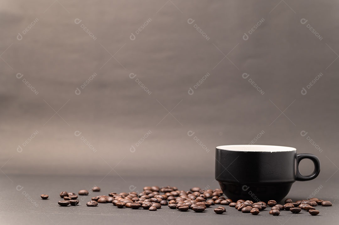 Bebo café para ter energia adoro beber café