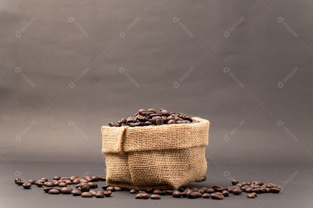 Bebo café para ter energia adoro beber café