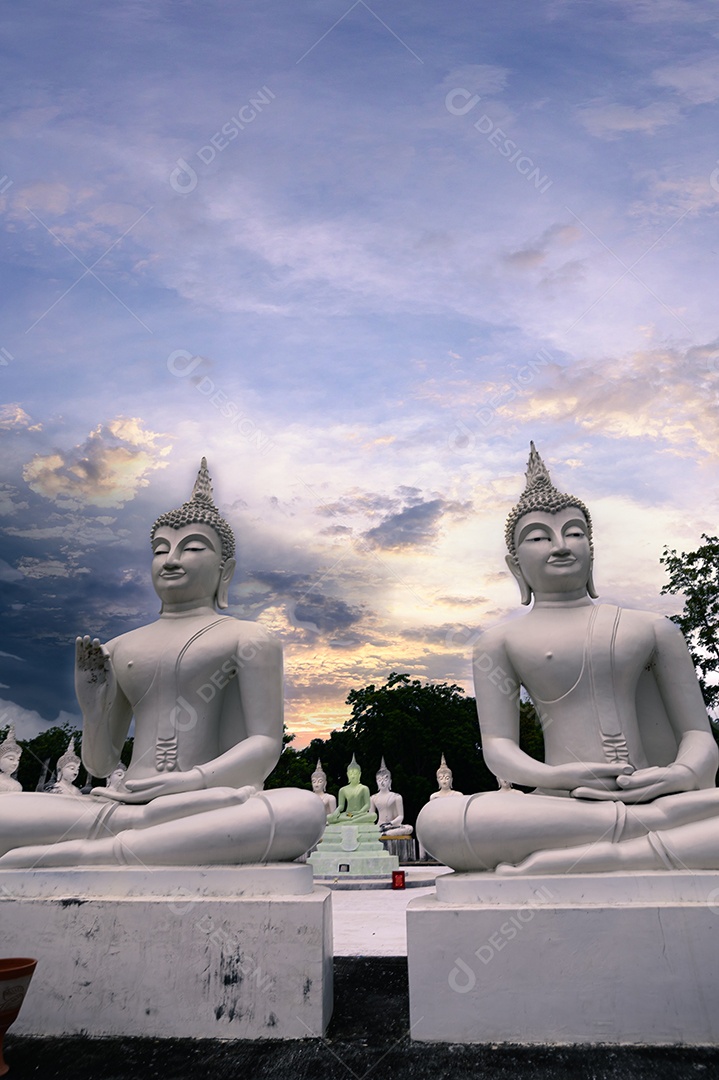 Templo budista Respeito, acalma a mente. na Tailândia