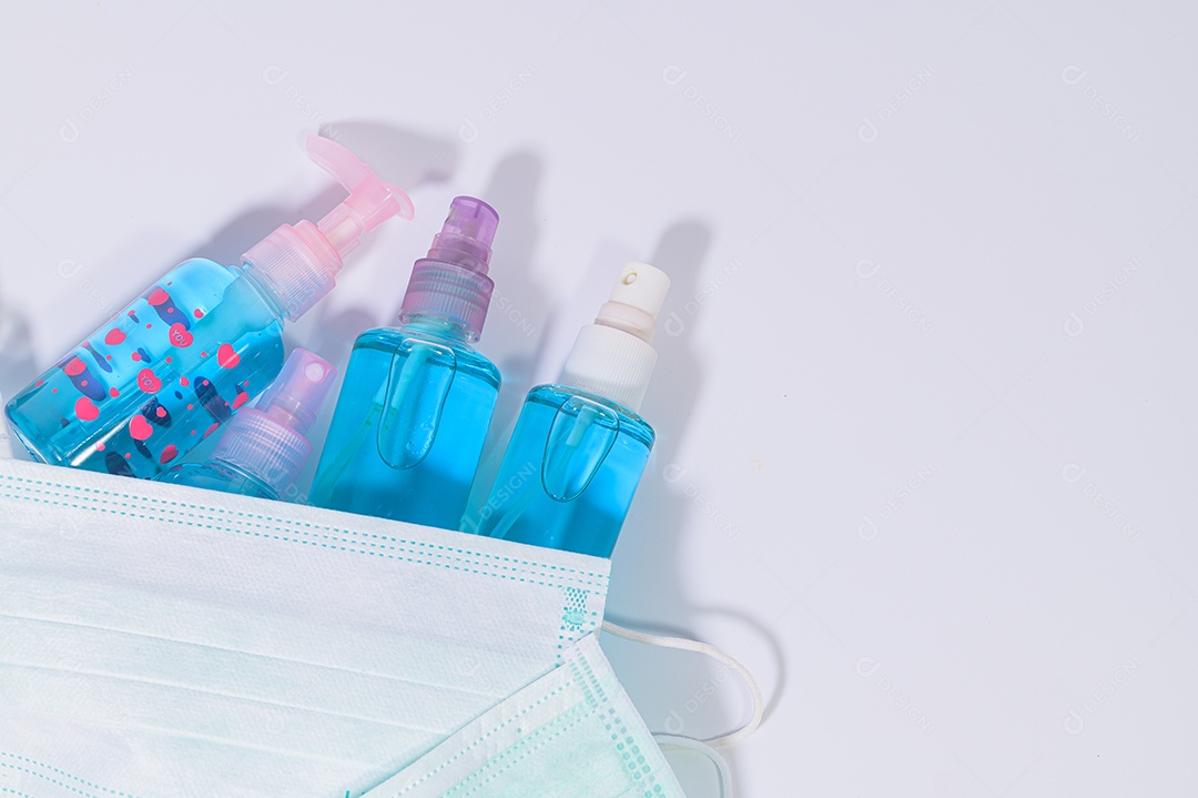 Máscara sanitária com gel de álcool para lavar as mãos Prevenir o coronavírus