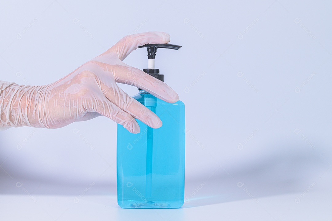 Álcool gel para lavar as mãos, proteger o coronavírus ou o covid 19