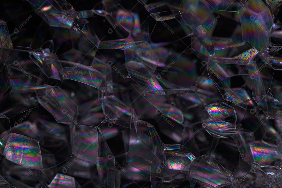 Arco-íris em uma bolha de fundo preto