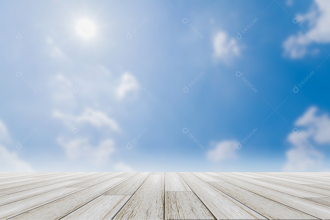 Desfoque do céu do pano de fundo do piso de madeira durante o dia