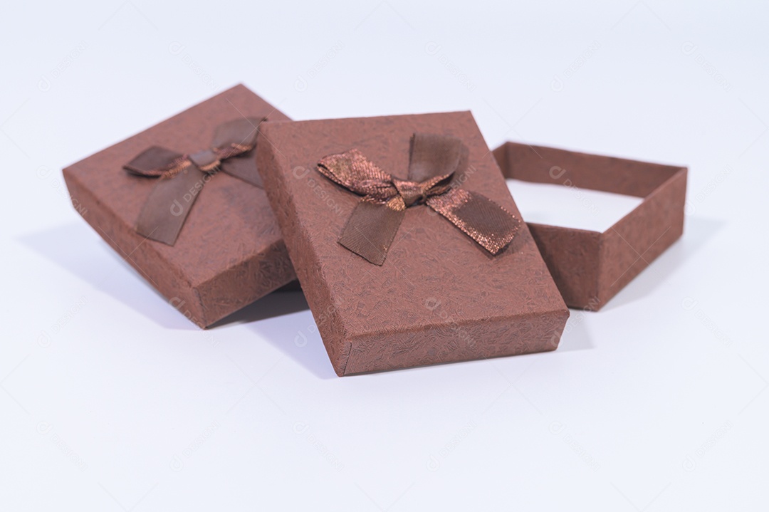 Coleção de caixa de presente no fundo branco