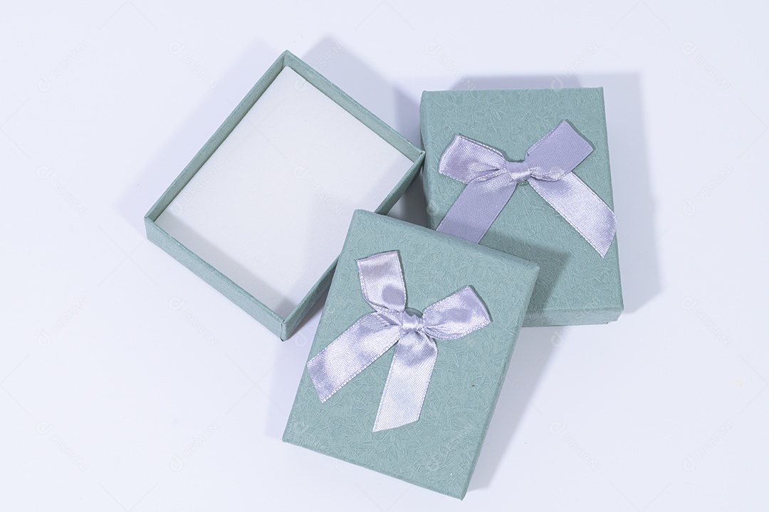 Coleção de caixa de presente no fundo branco