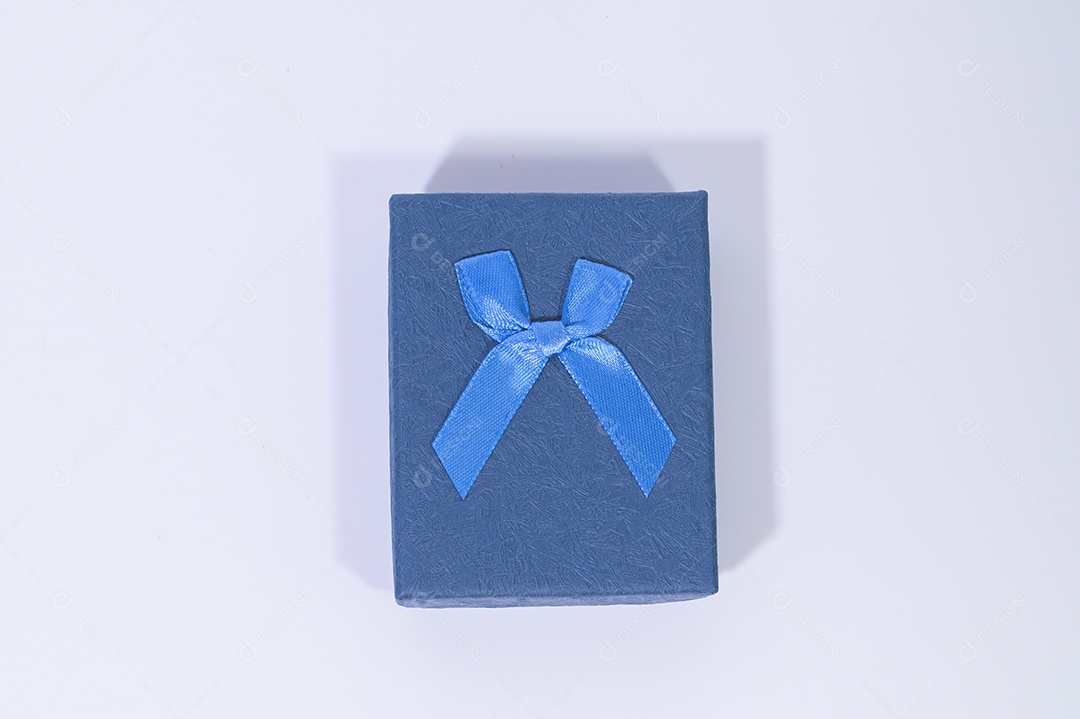 Coleção de caixa de presente no fundo branco