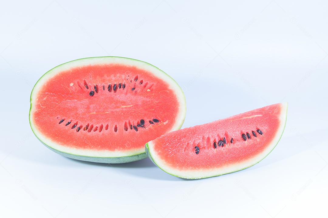 Melancia em fundo branco