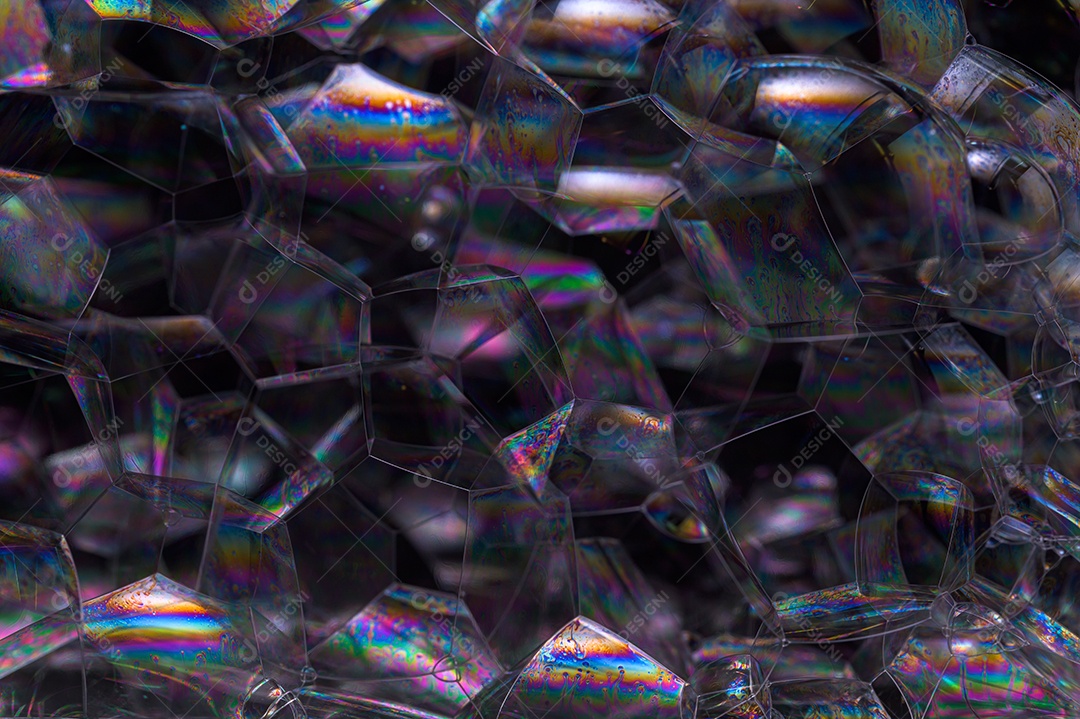 Arco-íris em uma bolha de fundo preto