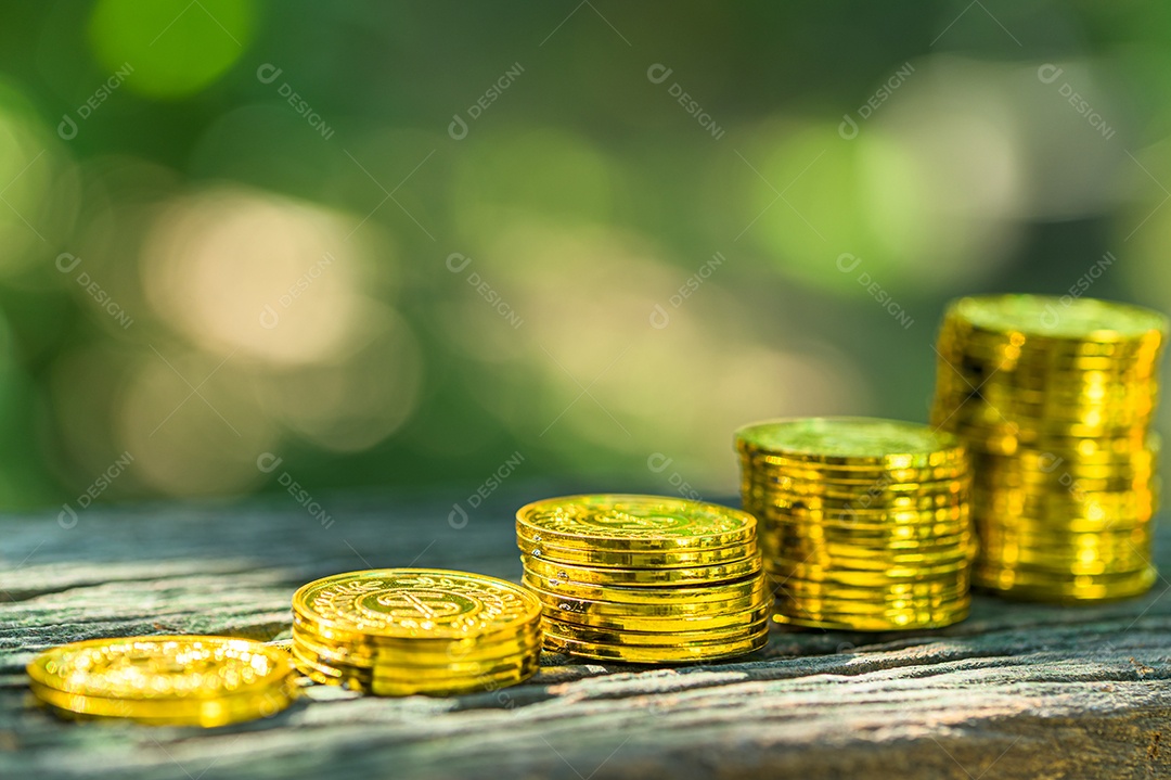 Economizando dinheiro conceito e economize dinheiro para apoiar tudo na vida