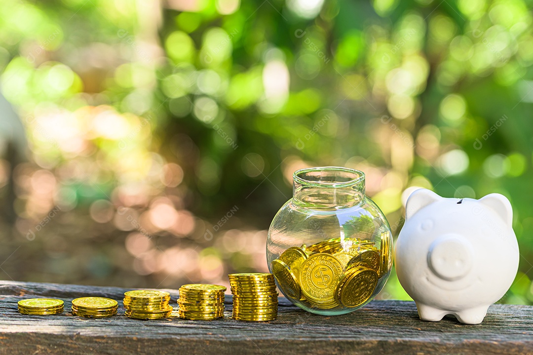 Conceito de economia de dinheiro Desfoque verde bokeh de fundo