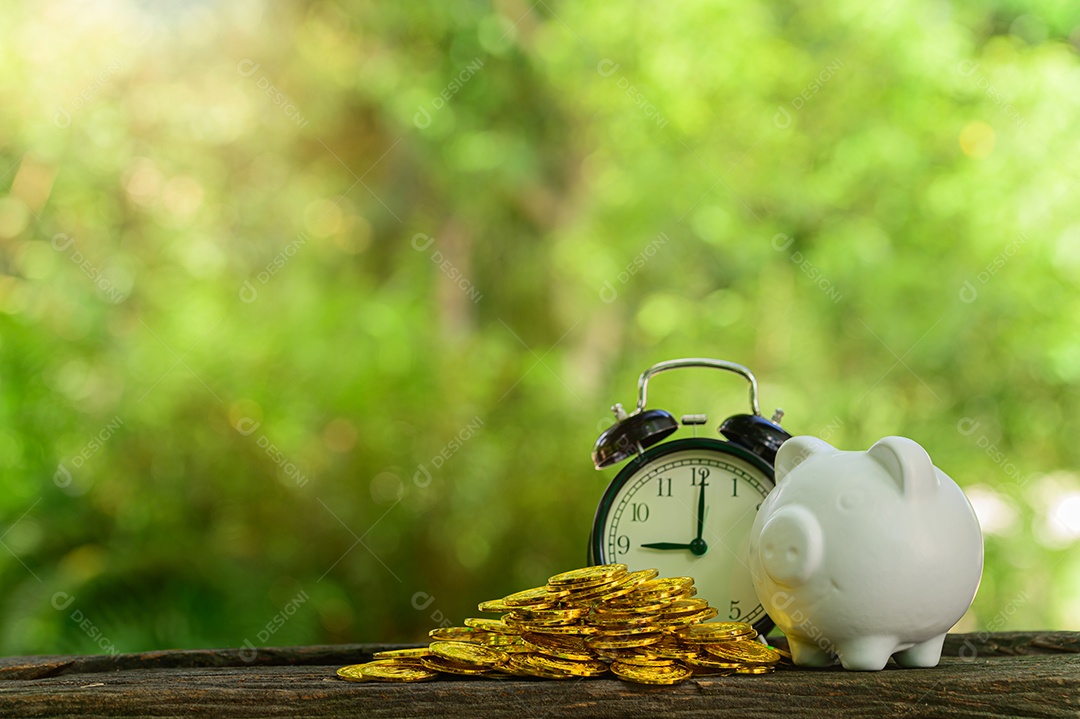 Conceito de economia de dinheiro Desfoque verde bokeh de fundo