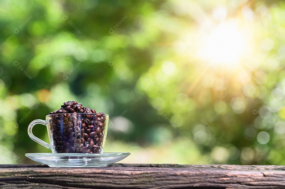 Conceito de aumento de energia do café para encontrar trabalho