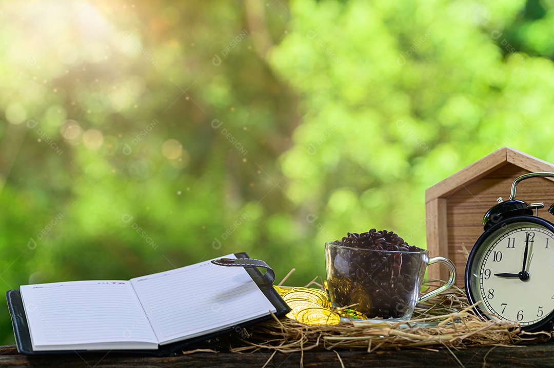 Conceito de economia de dinheiro Desfoque verde bokeh de fundo