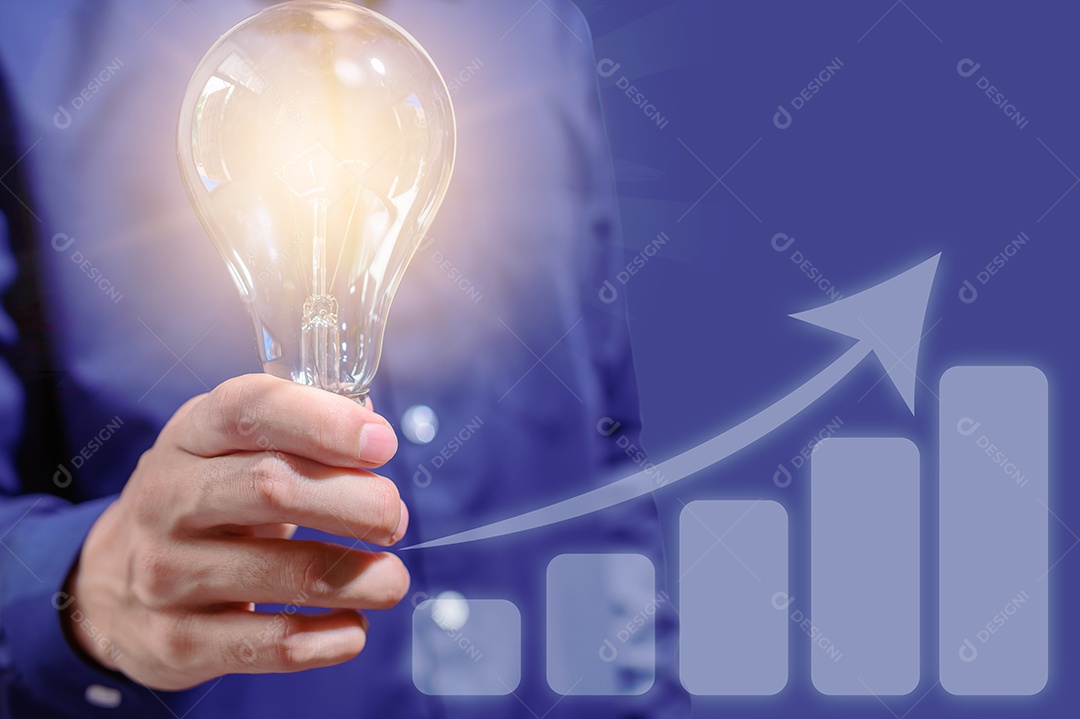 Pessoa de negócios exibem um gráfico de negócios crescente