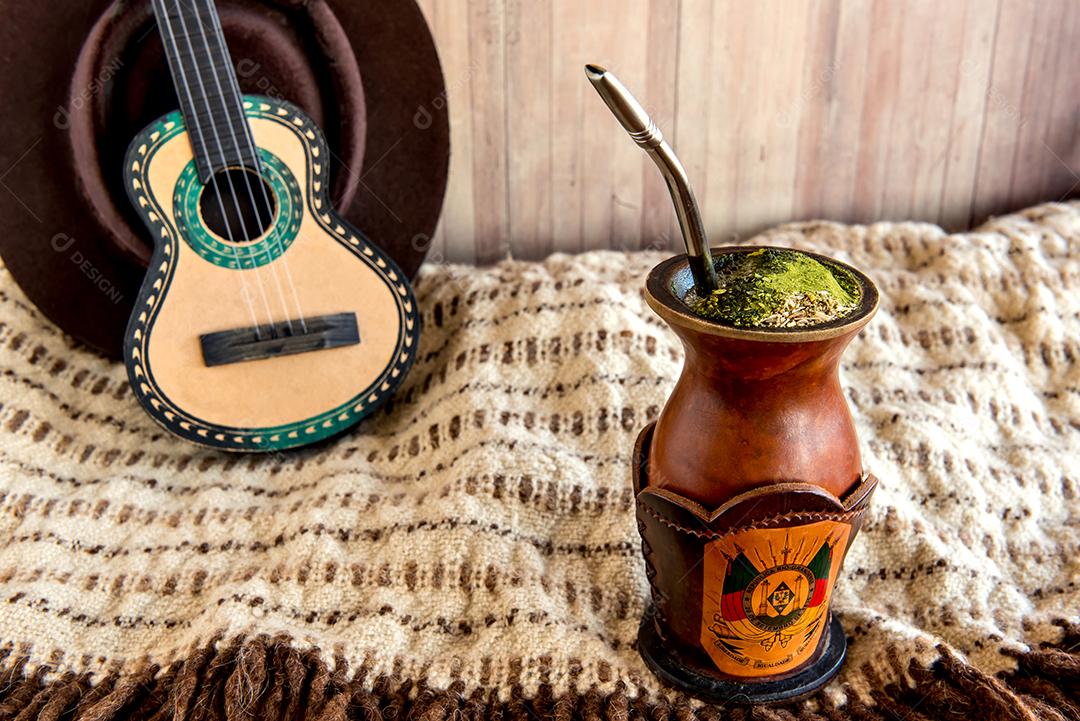 tradição gaúcha, erva-mate chimarrão (Ilex paraguariensis)