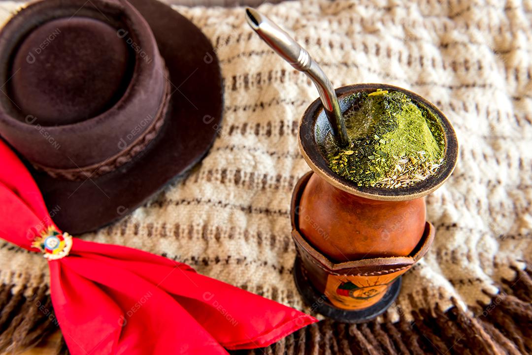 tradição gaúcha, erva-mate chimarrão (Ilex paraguariensis)