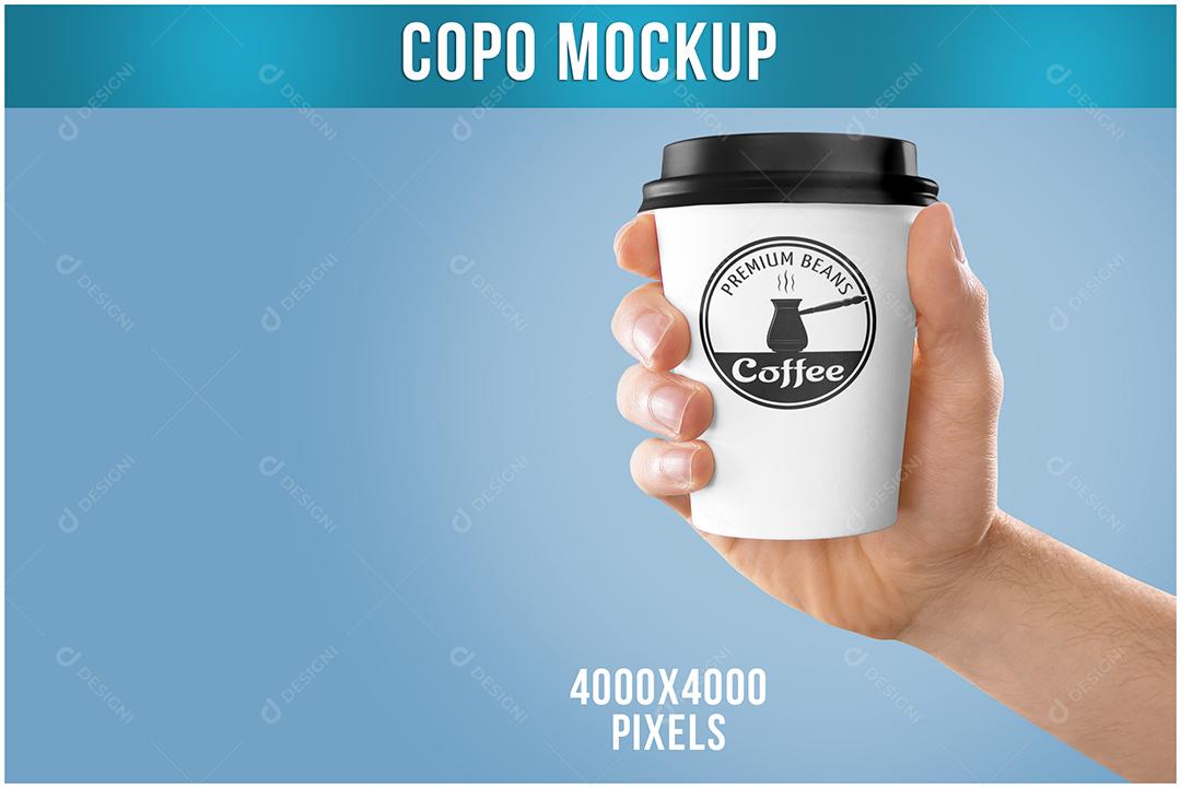 Copo Café Mockup na Mão PSD