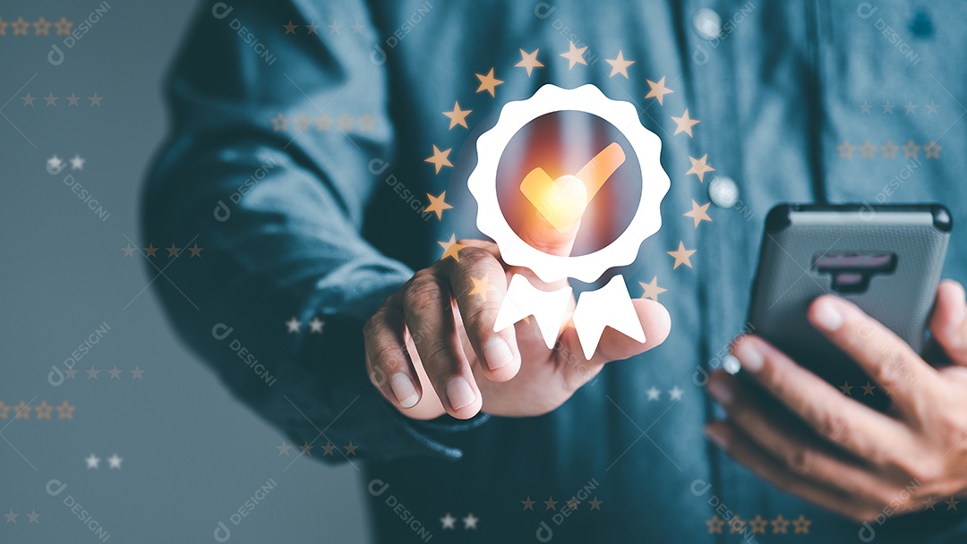 Dedo empresário avaliando