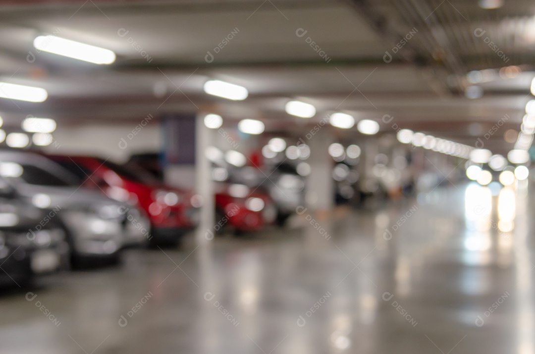 Desfoque o estacionamento do prédio. Usado como plano de fundo