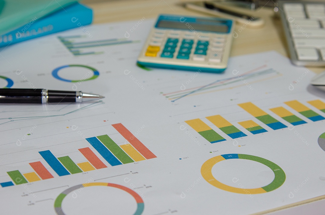 Documento de negócios Gráfico e gráfico financeiros.