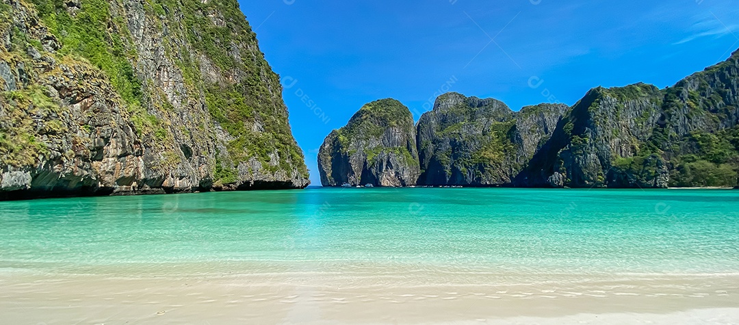 Belas paisagens da praia de Maya Bay na ilha de Phi Phi, Krabi, Tailândia. Marco, destino Sudeste Asiático Viagens, férias e conceito de férias
