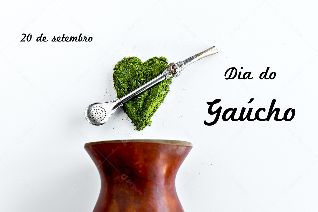 Coração de erva-mate em fundo branco e acessórios para chimarrão