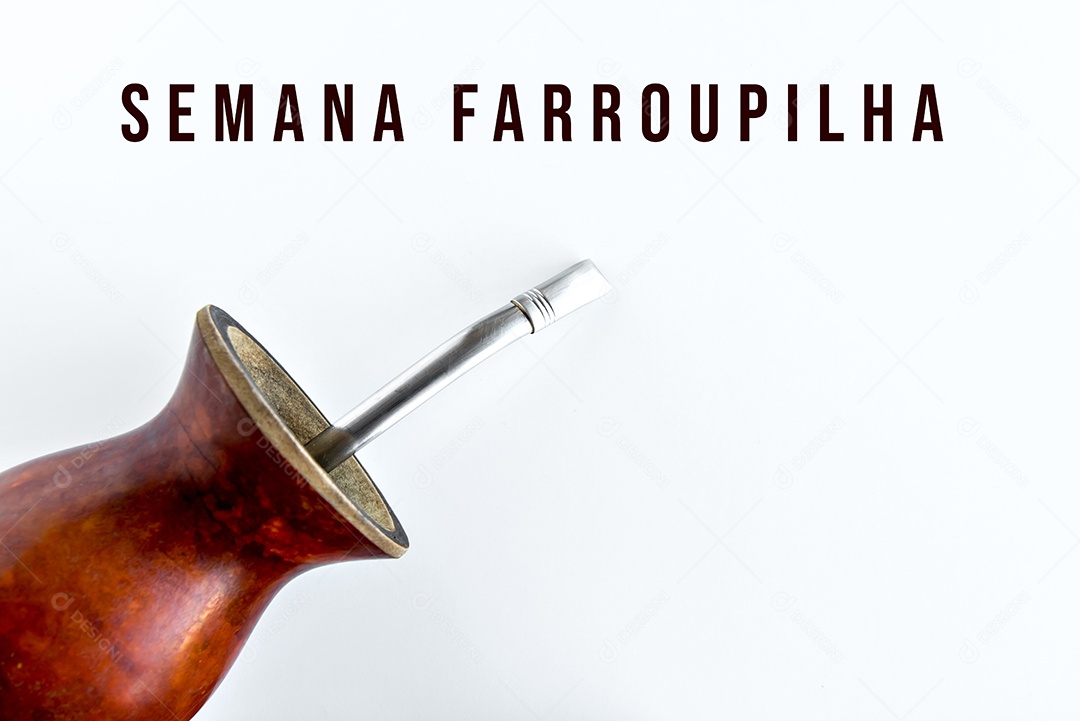 Dia 20 de Setembro - Dia do Gaúcho imagem de erva mate em fundo branco e acessório para chimarrão mate