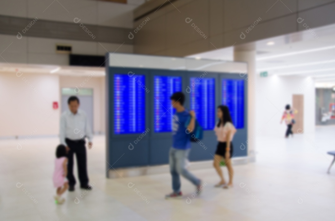 Abstrato desfocar pessoas no aeroporto.