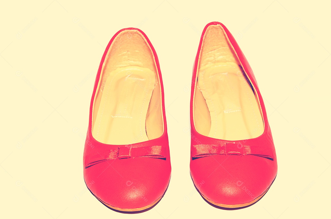 Sapatos de couro feminino em estilo de moda, vintage