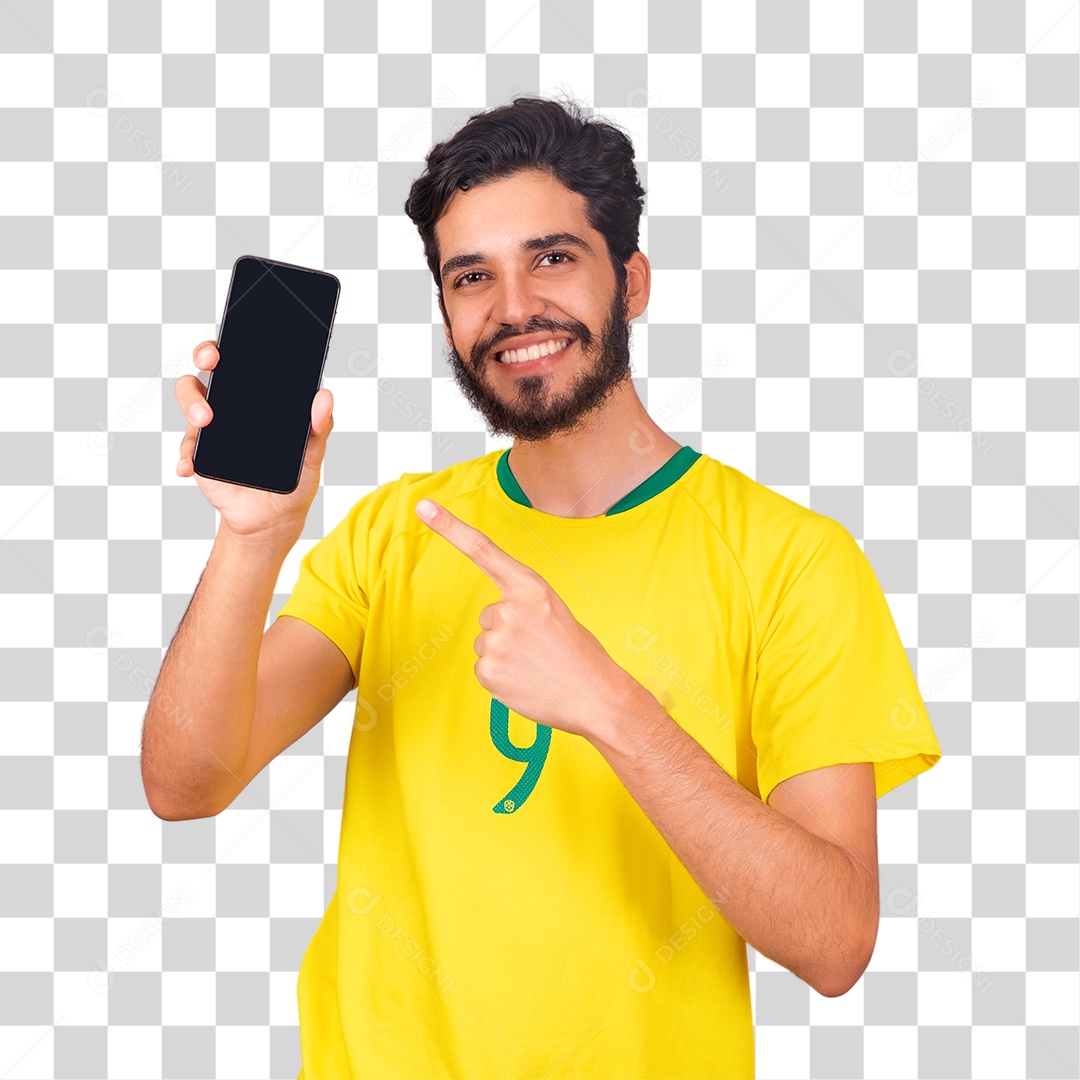 Jovem torcedor alegre apontando para seu telefone