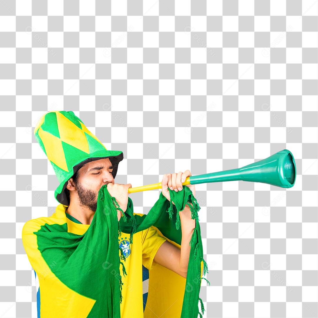 Jovem torcedor sorridente tocando vuvuzela verde e amarelo