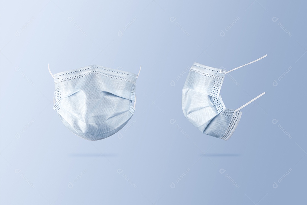 Máscara facial descartável no fundo de cor azul, Coronavirus