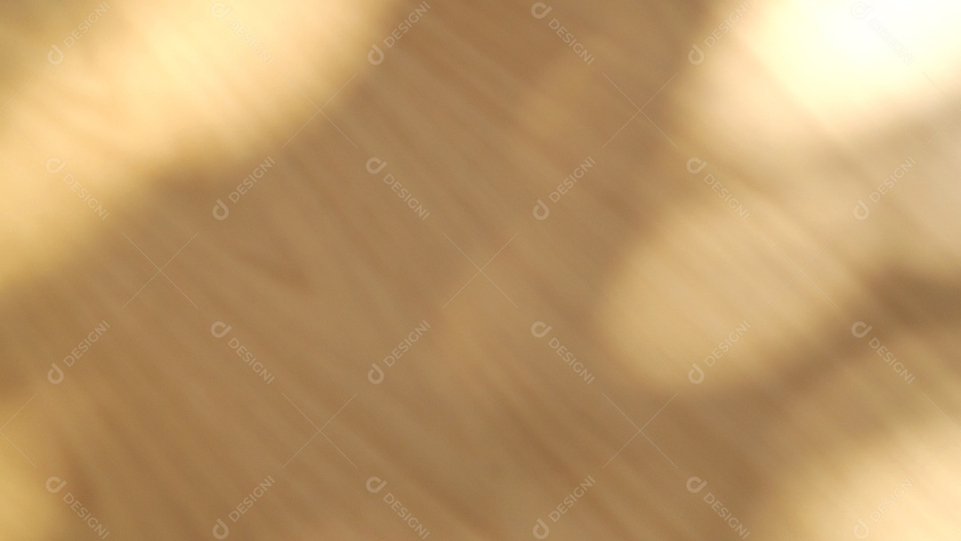 Sobreposição de sombra natural de luz solar turva abstrata na mesa de madeira