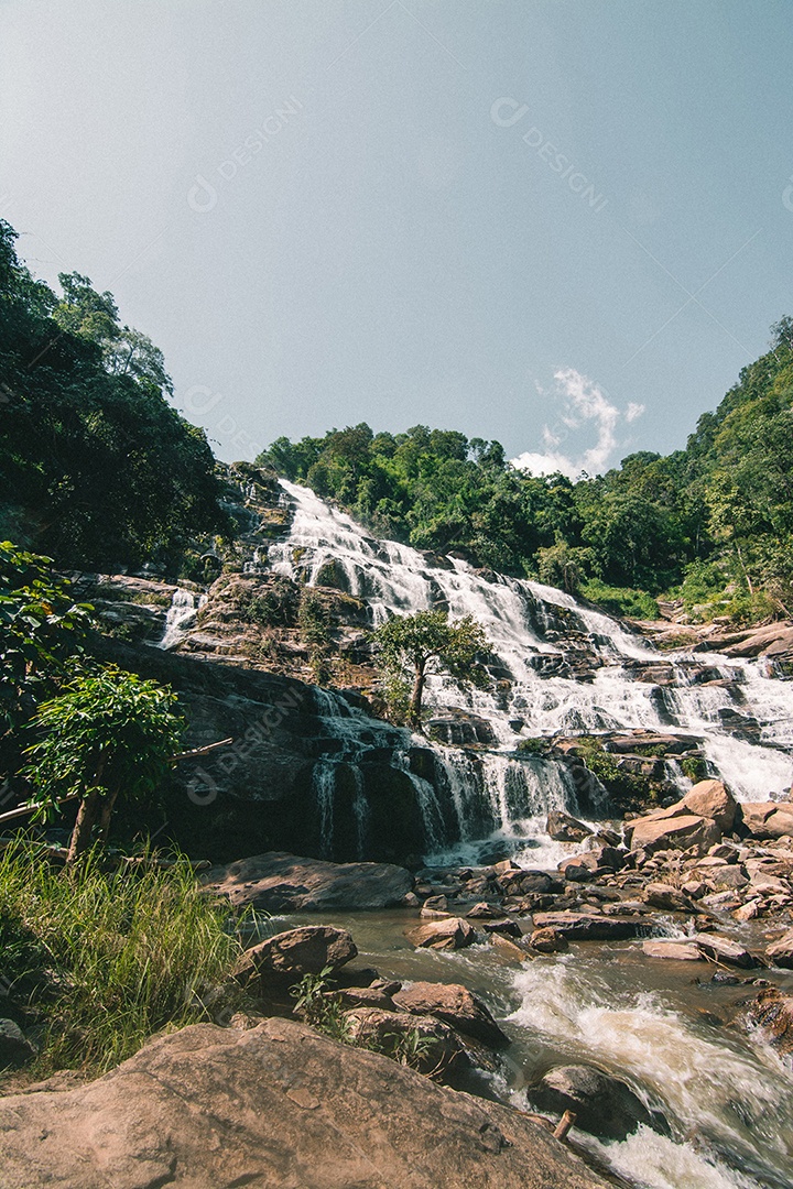 Cachoeira Mae Ya em Chang Mai Tailândia