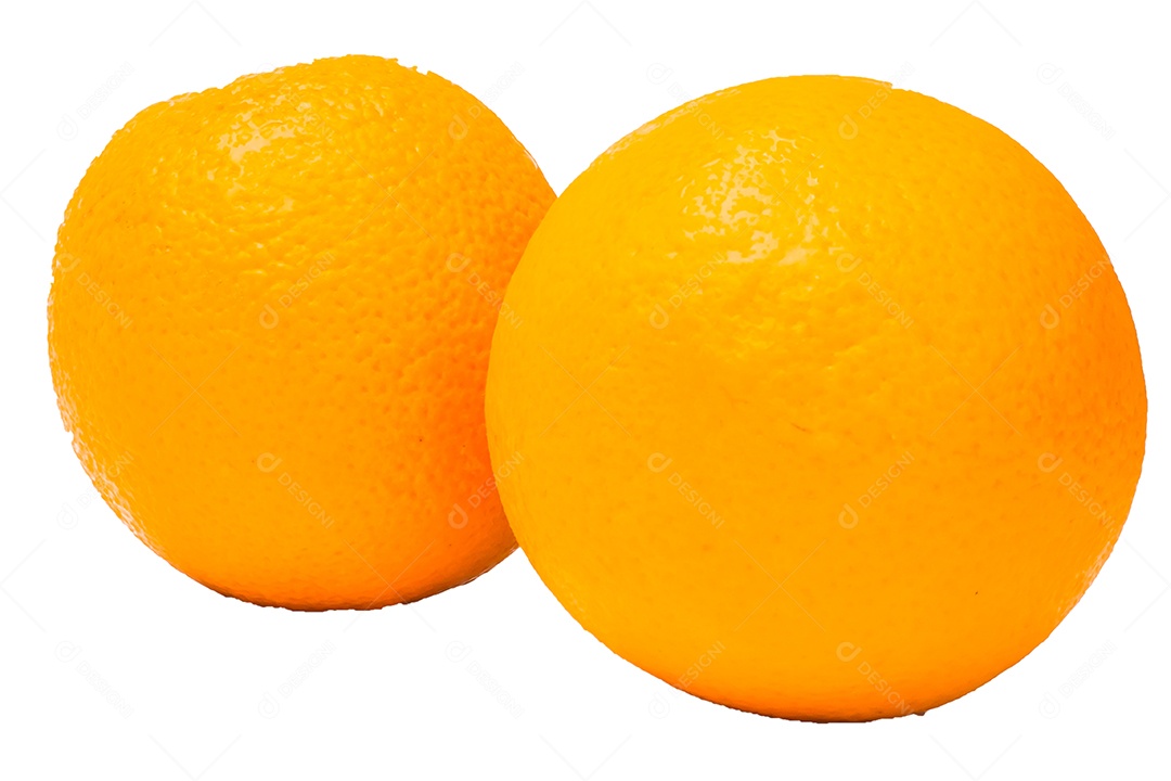 Fruta laranja em fundo branco.