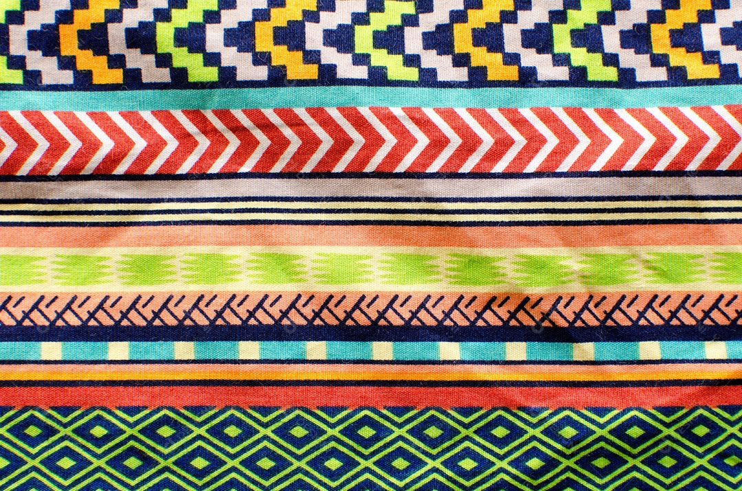 Tecido com estampa colorida