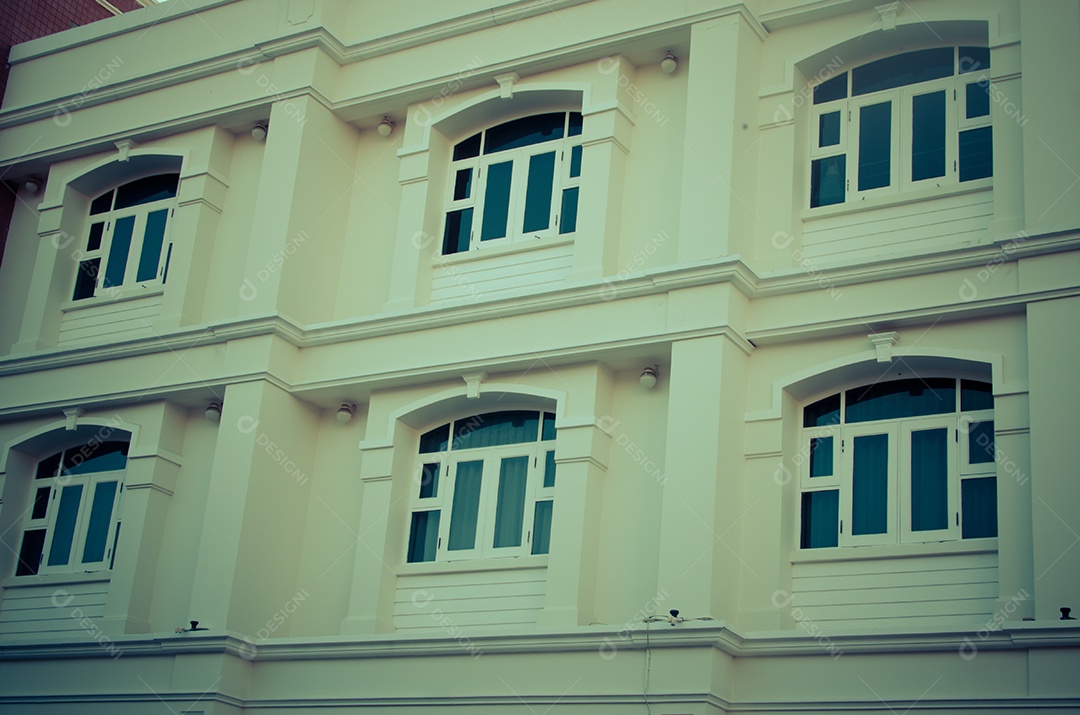 Fachada clássica de arquitetura vintage.