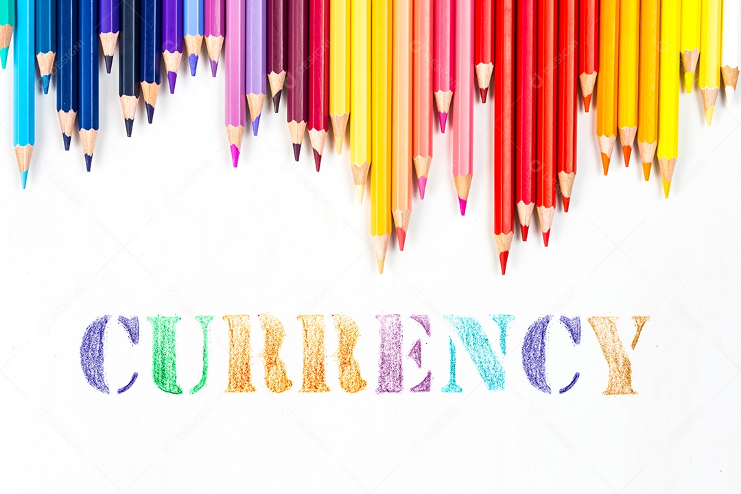 Varas de madeira multicoloridas Lápis de colorir de madeira no fundo branco