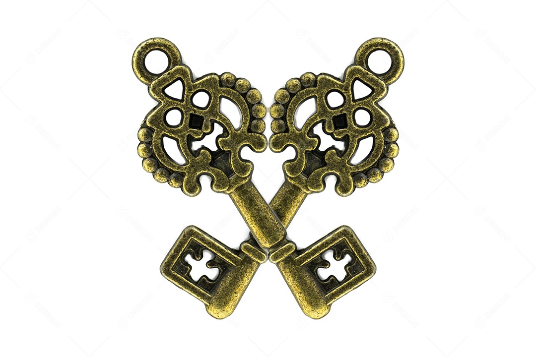 Chaves de metal sobre fundo isolado branco