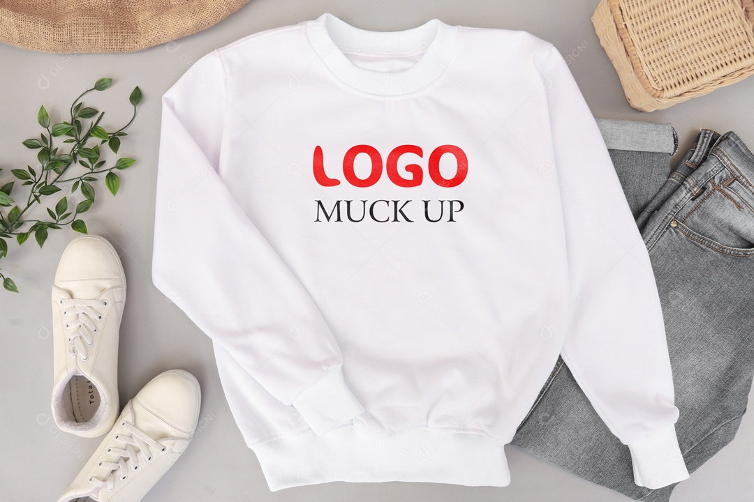 Modelo de Logotipo de Camisa de Suéter Minimalista Mockup PSD