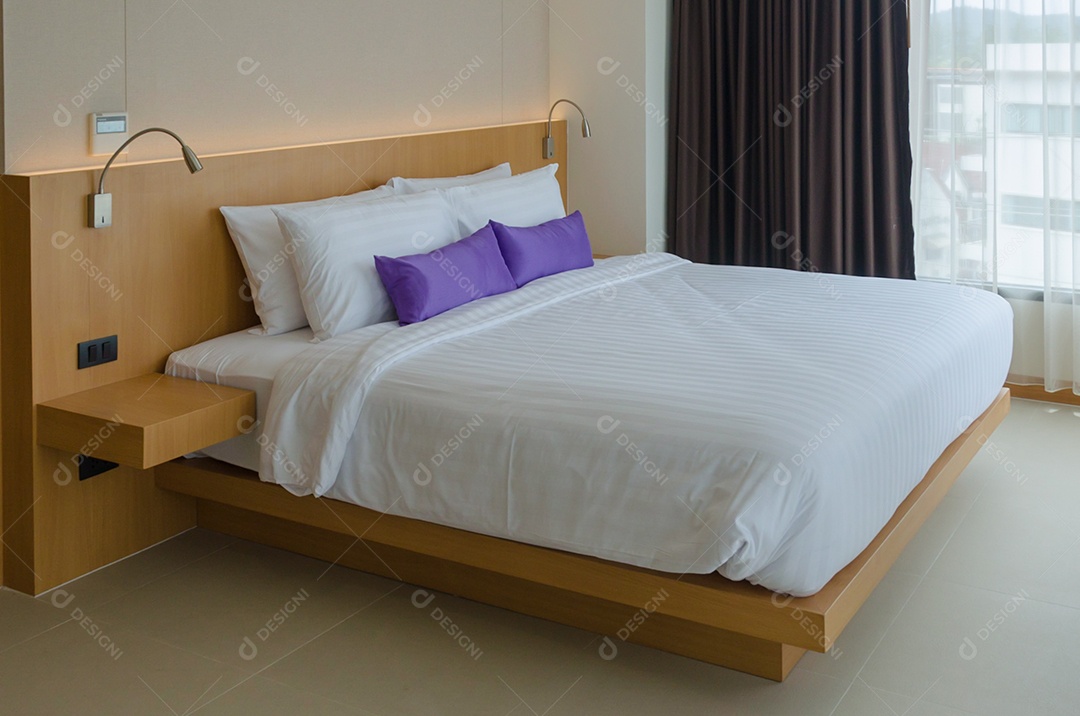 Interior do quarto do hotel moderno.