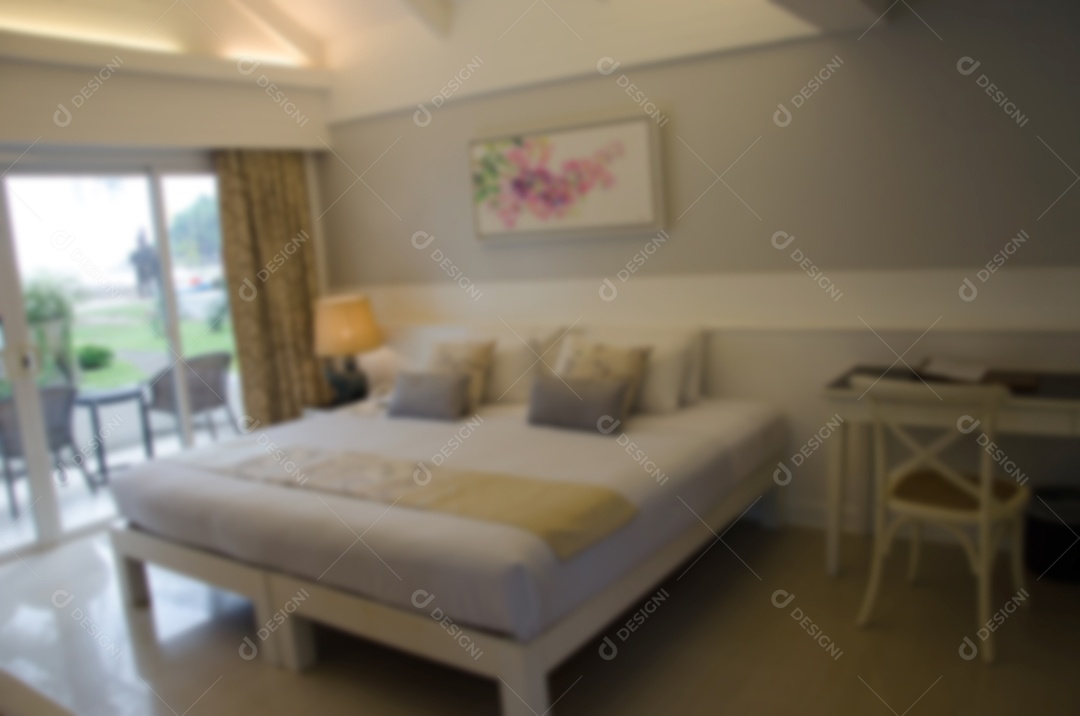 Imagem desfocada interior do quarto do hotel moderno.