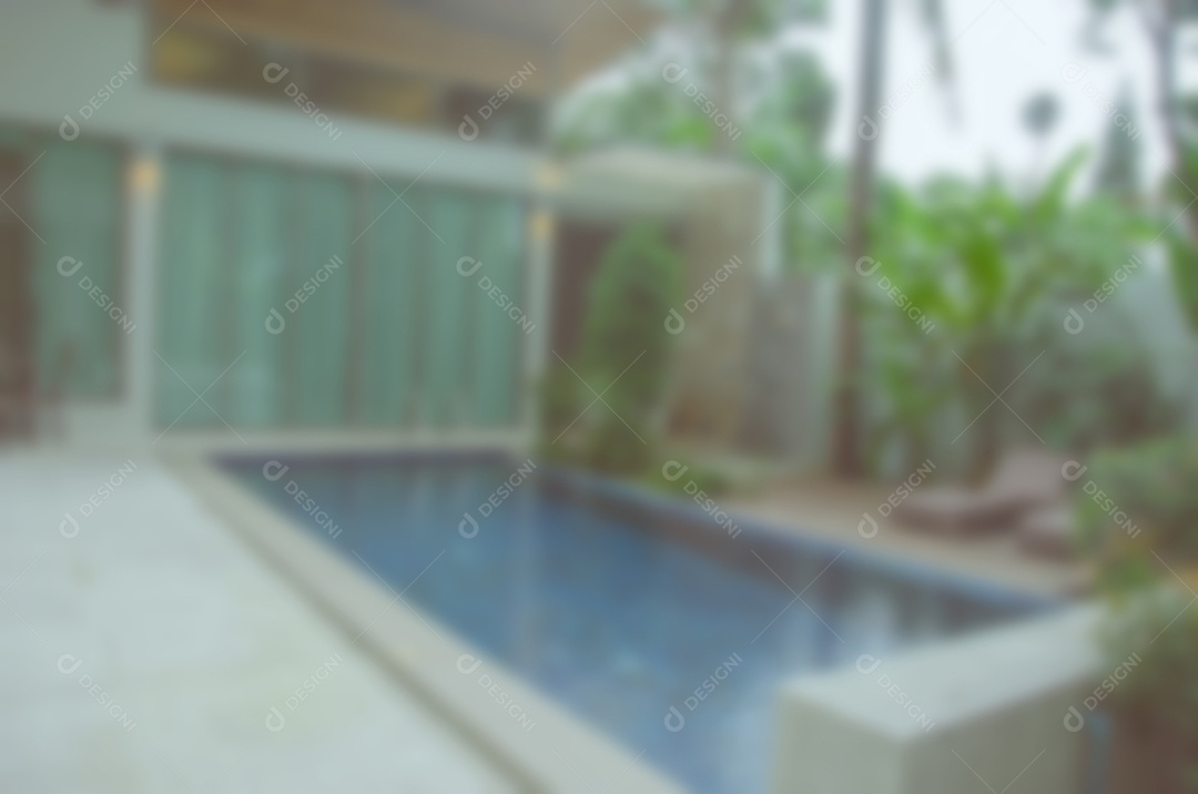 Desfoque a piscina ao ar livre para o fundo pode ser usado para exibição