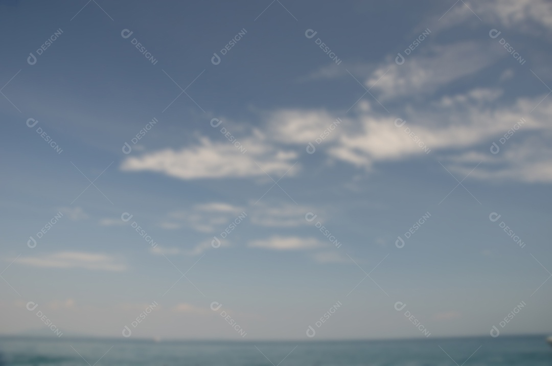 Borre o fundo abstrato da praia e do mar. O espaço de cópia pode ser usado para exibição