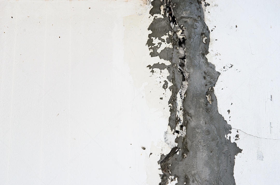 Fechar rachaduras nas paredes da casa