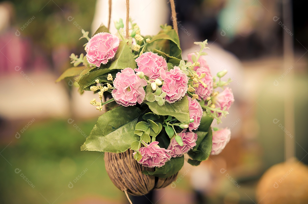 Flores de casamento no jardim, tom de cor vintage.