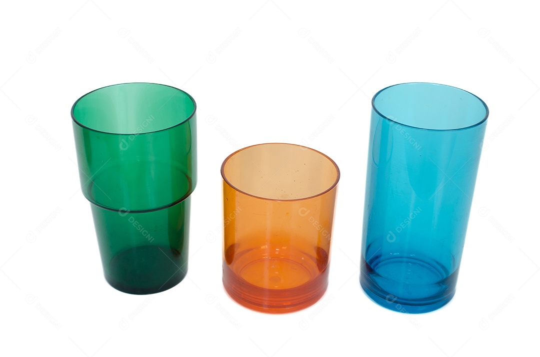 Plástico de vidro no fundo branco