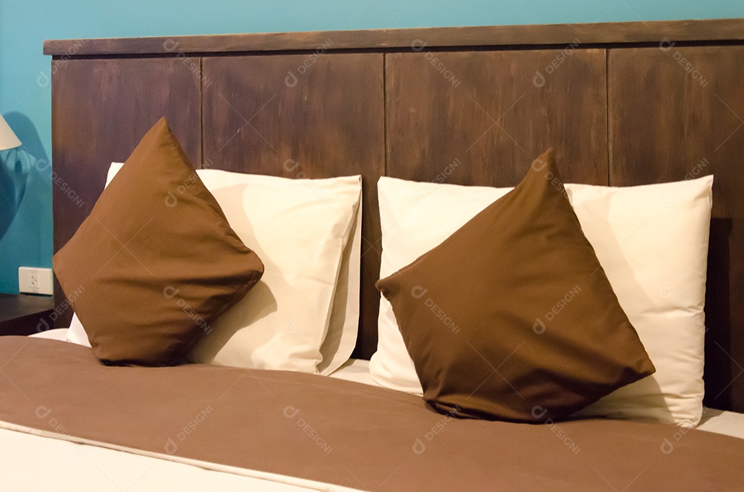 Decoração de quarto de hotel luxuoso, mas genérico