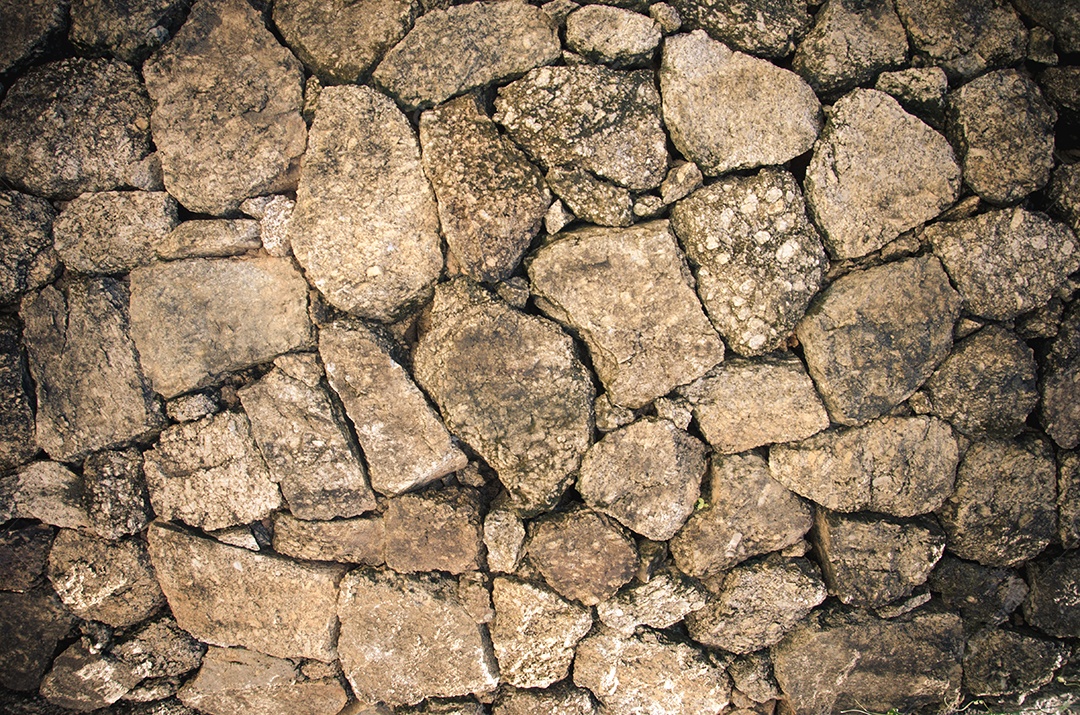 Paredes de argamassa áspera filtram o vintage.