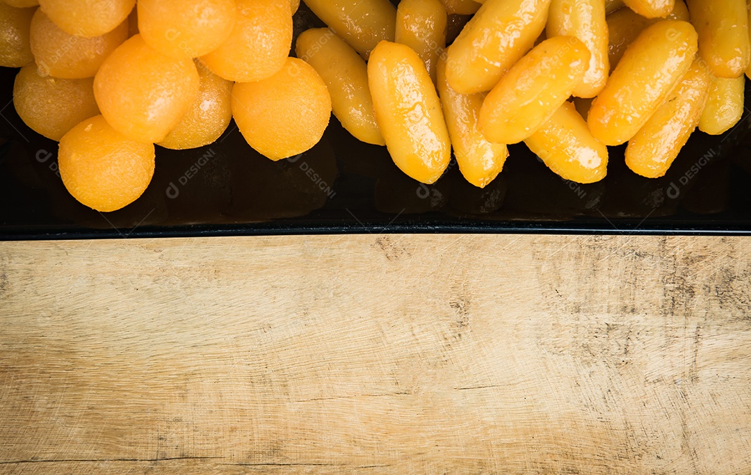 Sobremesa tailandesa ou sobremesa tailandesa com características únicas, cores vivas e sabores diferentes A arte de fazer sobremesas